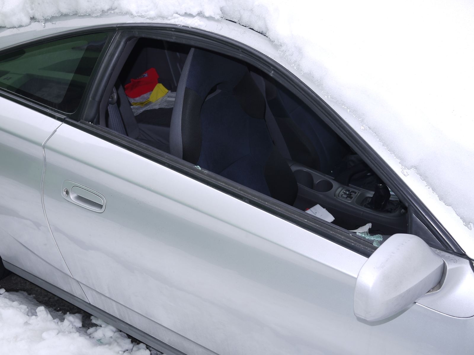Broken window on the passenger's side