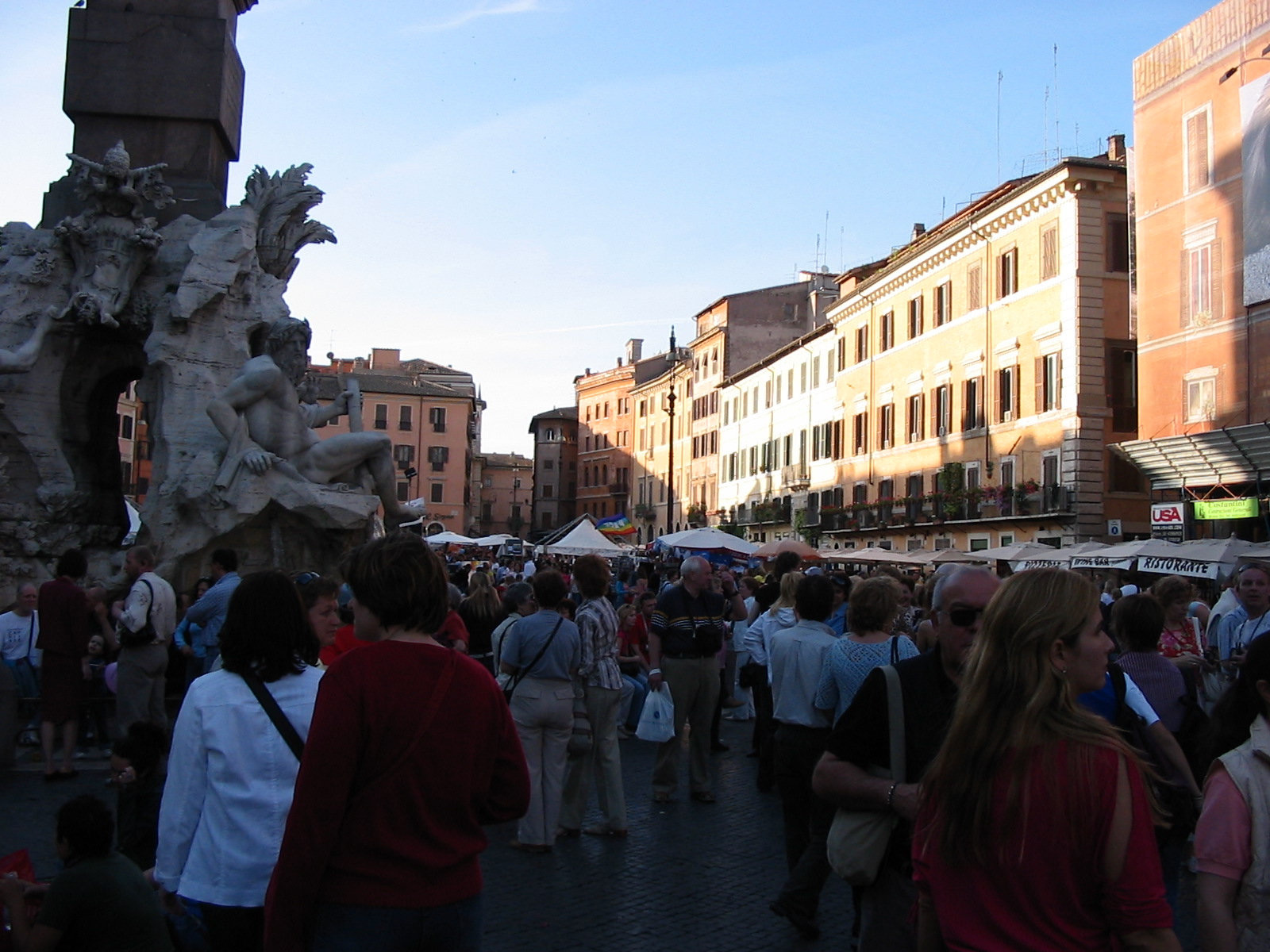 Rome street full of people